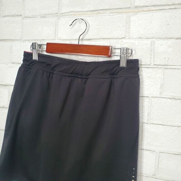 Crivit Sports black athletic skirt - Picture 4 of 10